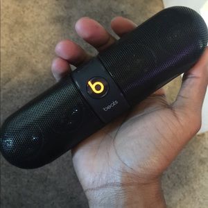 Beats Pill2.0